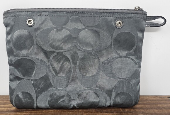 Coach Gateway Signature Zipper Cosmetic Pouch F77321 For Weekender Bag Gray - Picture 2 of 11